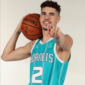 Meet your Posher, Logan